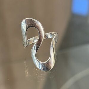 Silver Wave Ring
